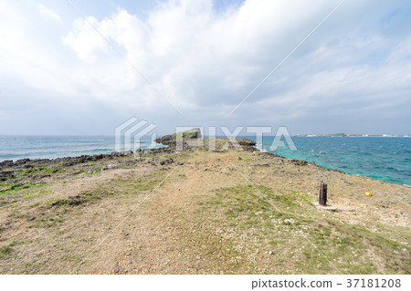 Landscape of Ikeda Island seen from Nishihira Anashi Landscape of Ikeda Island seen from Nishihira Anashi 37181208