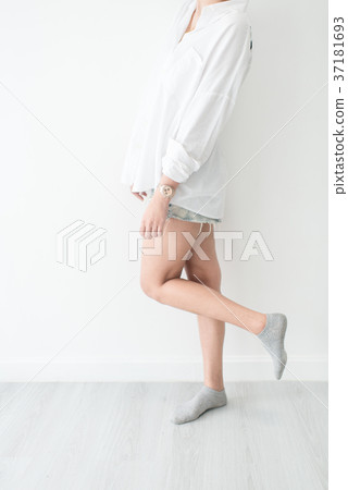 Beautiful young asian woman wearing white shirt  37181693