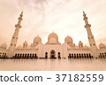 Sheikh Zayed Mosque 02 37182559