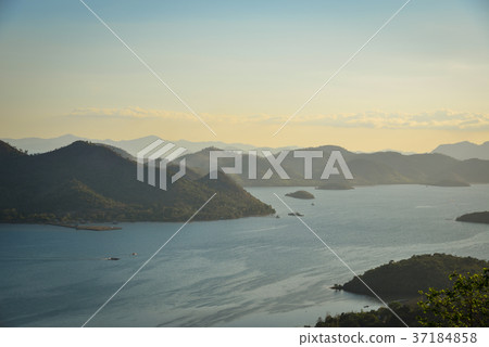 Seascape of Coron Islands, Philippines Seascape of Coron Islands, Philippines 37184858