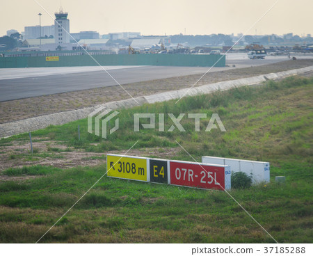 Tan Son Nhat Airport in Saigon, Vietnam Tan Son Nhat Airport in Saigon, Vietnam 37185288