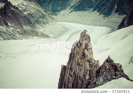 Mer de Glace (Sea of Ice) is a glacier located Mer de Glace (Sea of Ice) is a glacier located 37185911