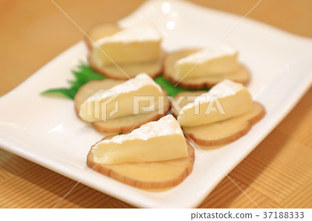 Set of cheese 37188333