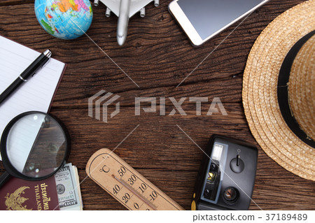 Outfit of traveler Outfit of traveler 37189489