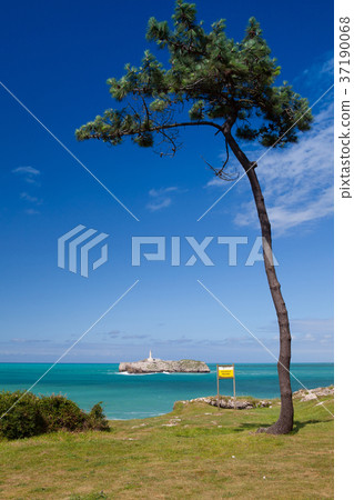 Lighthouse on the small island, Santander, Spain 37190068