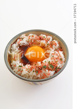 One-piece egg kakame rice One-piece egg kakame rice 37194711