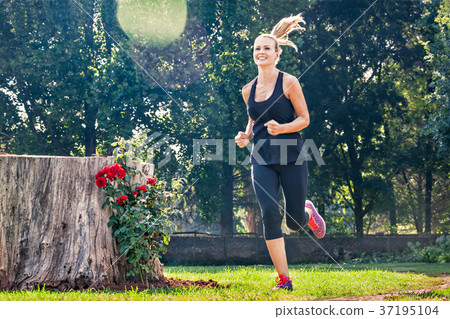 young caucasian woman training 37195104