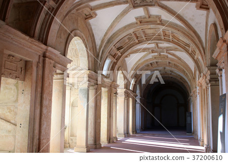 托馬爾的基督教修道院 37200610