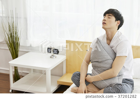 Young man, life, housing, Korean 37201282