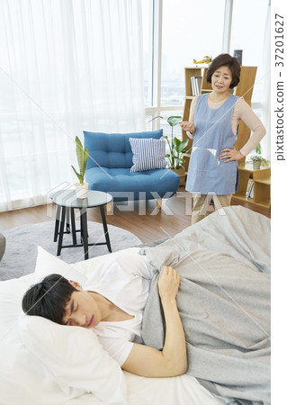 Mother, Son, Life, Housing, Korean 37201627