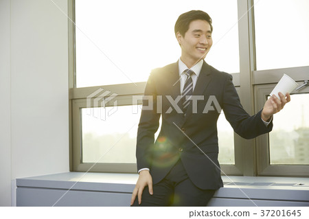 Businessmen, Office, Korean Businessmen, Office, Korean 37201645