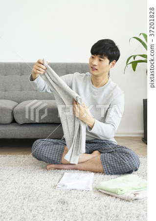 Young man, life, housing, Korean Young man, life, housing, Korean 37201828