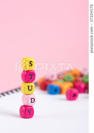RF photo - Education object. study for chidrens. numbers, words of Korean, words of English, bricks 187 RF photo - Education object. study for chidrens. numbers, words of Korean, words of English, bricks 187 37204378