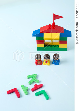 RF photo - Education object. study for chidrens. numbers, words of Korean, words of English, bricks 179 RF photo - Education object. study for chidrens. numbers, words of Korean, words of English, bricks 179 37204388