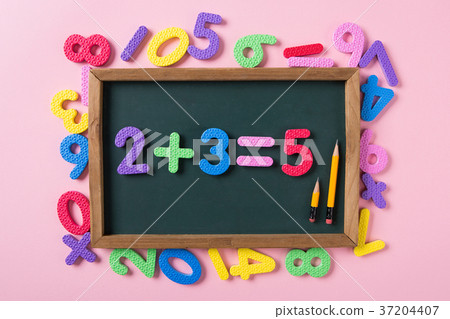 RF photo - Education object. study for chidrens. numbers, words of Korean, words of English, bricks 184 RF photo - Education object. study for chidrens. numbers, words of Korean, words of English, bricks 184 37204407