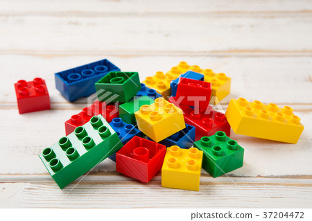 RF photo - Education object. study for chidrens. numbers, words of Korean, words of English, bricks 138 RF photo - Education object. study for chidrens. numbers, words of Korean, words of English, bricks 138 37204472