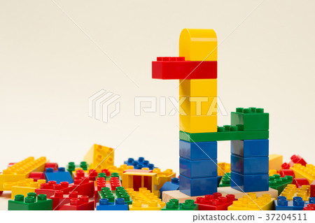 RF photo - Education object. study for chidrens. numbers, words of Korean, words of English, bricks 120 RF photo - Education object. study for chidrens. numbers, words of Korean, words of English, bricks 120 37204511
