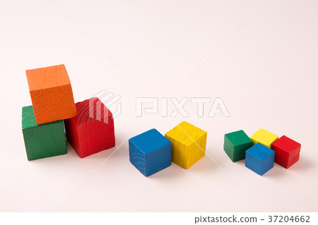 RF photo - Education object. study for chidrens. numbers, words of Korean, words of English, bricks 073 RF photo - Education object. study for chidrens. numbers, words of Korean, words of English, bricks 073 37204662