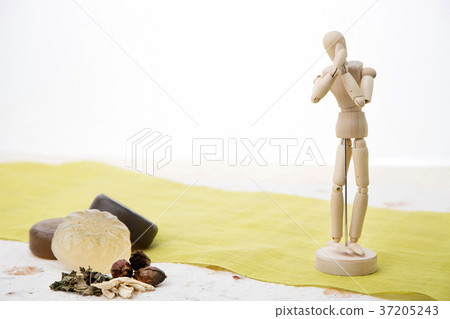 Dry medicinal plants 094 37205243