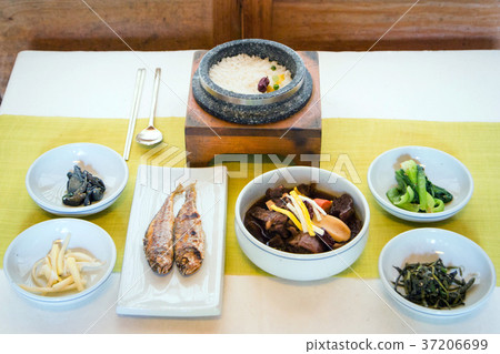 Korean Table d'hote 088 37206699