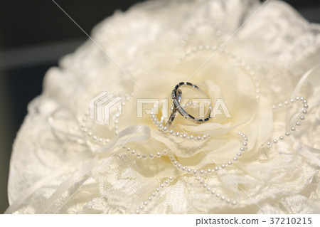 [微距拍攝]結婚戒指圖片6 37210215