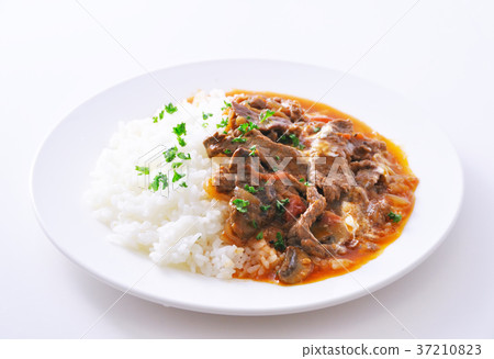 厚切國產牛肉的牛肉沙拉醬 37210823