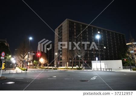  Tokyo cityscape in Japan "Nearly from the National Diet Library frontier = January 2, 2018 37212957
