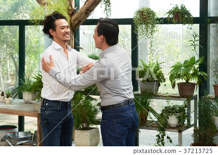 So great to see you 37213725