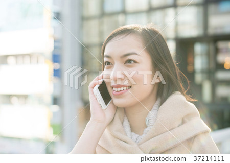 淺談智能手機的女人 淺談智能手機的女人 37214111