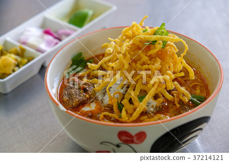 Curried Noodle Soup (Khao Soi) - Traditional  37214121