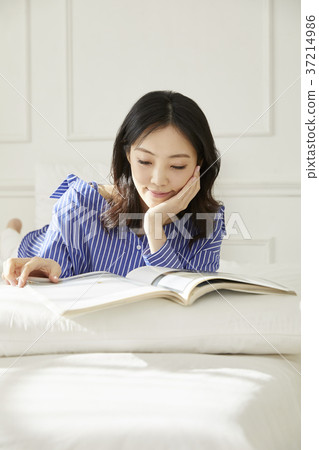 Young woman, Life, Korean 37214986