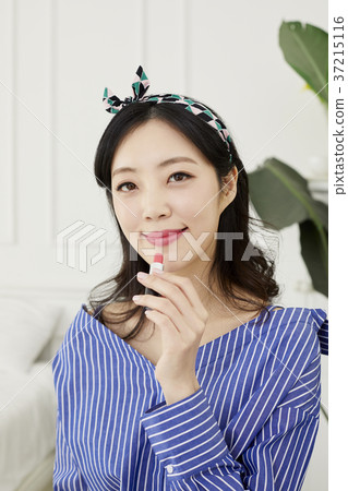 Young woman, Life, Korean Young woman, Life, Korean 37215116
