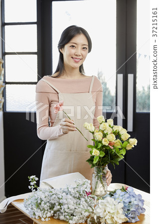 年輕的女人,生活,韓國 年輕的女人,生活,韓國 37215161