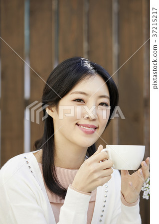 Young woman, Life, Korean 37215217