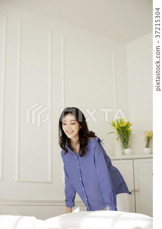 Young woman, Life, Korean Young woman, Life, Korean 37215304