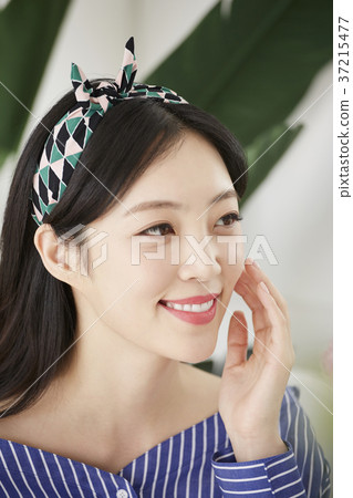 年輕的女人,生活,韓國 年輕的女人,生活,韓國 37215477