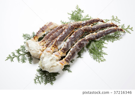 Raw king crab 37216346