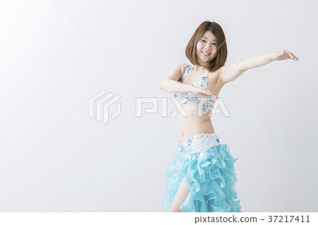 Belly Dancer 37217411