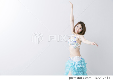 Belly Dancer Belly Dancer 37217414