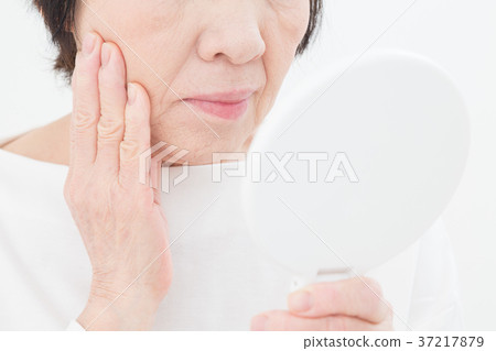 Senior skincare image Senior skincare image 37217879