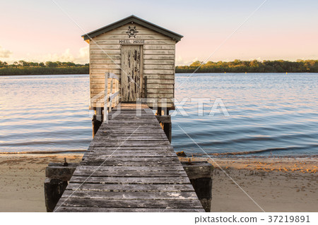 Maroochy River Boat House during the day. 37219891