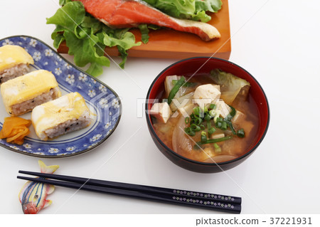 A delicious Japanese breakfast A delicious Japanese breakfast 37221931