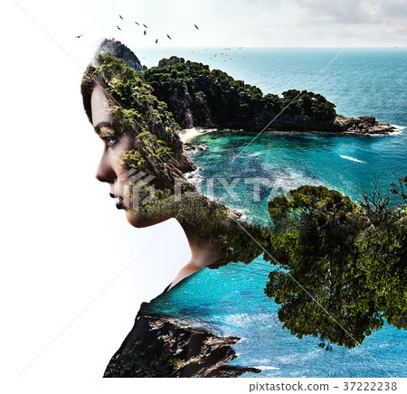 Double exposure. Portrait of a woman combined with a rocky coast 37222238
