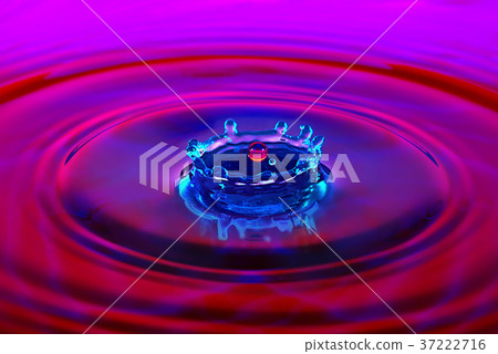 Abstract color drop with splashes Abstract color drop with splashes 37222716