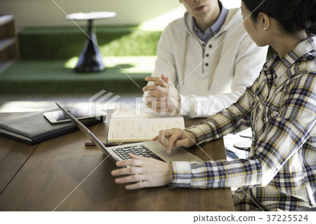 Nomad worker men and women Nomad worker men and women 37225524