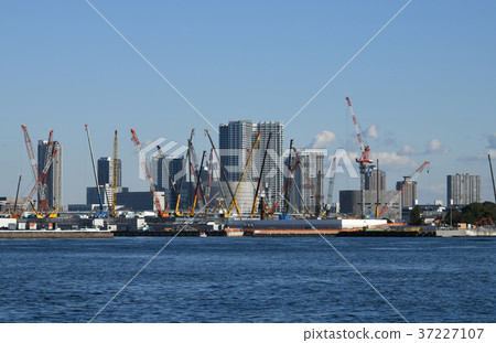 日本的東京都市風景“我希望看到發展進步的運動員的村莊” 日本的東京都市風景“我希望看到發展進步的運動員的村莊” 37227107
