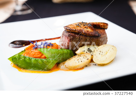 Beef fillet with potato Beef fillet with potato 37227540