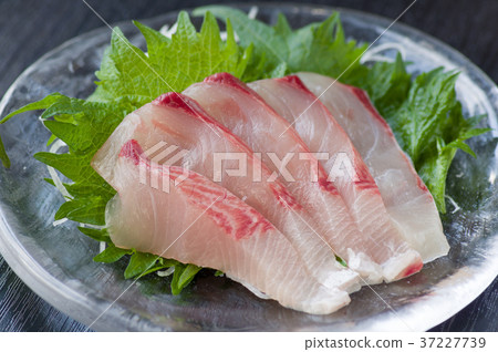 Hiramasa生魚片 37227739