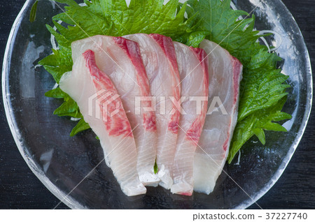 Hiramasa sashimi Hiramasa sashimi 37227740