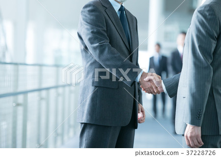 握手的商人談判企業圖像 37228726